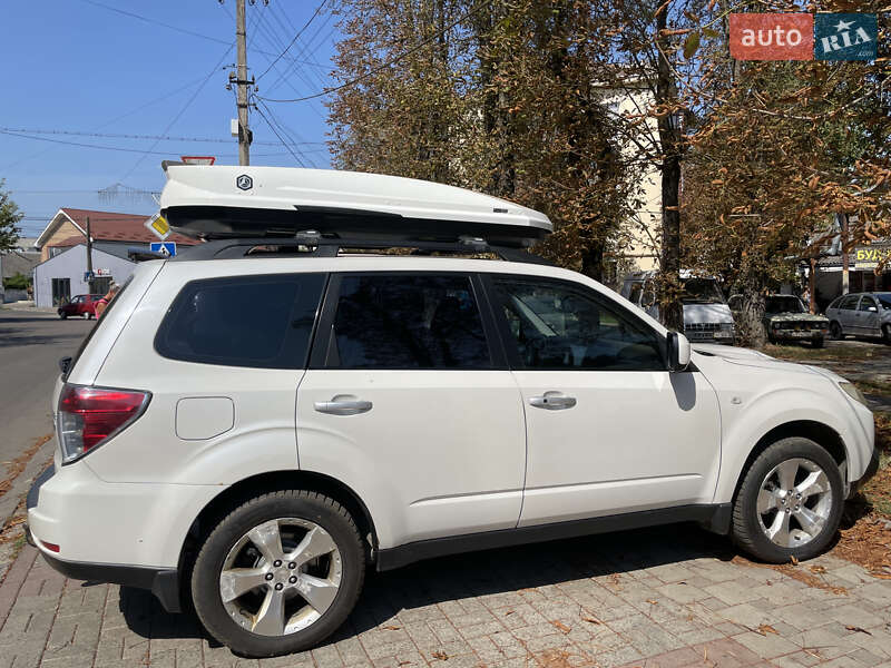 Внедорожник / Кроссовер Subaru Forester 2010 в Ужгороде