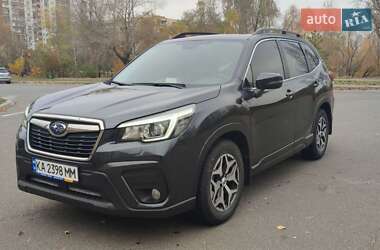 Позашляховик / Кросовер Subaru Forester 2019 в Києві