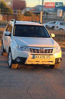 Позашляховик / Кросовер Subaru Forester 2012 в Харкові