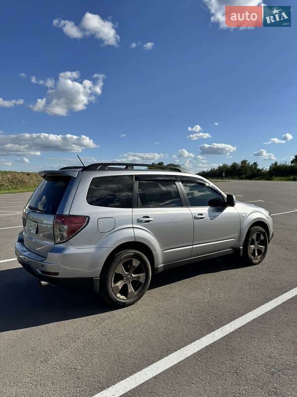 Позашляховик / Кросовер Subaru Forester 2008 в Чернігові