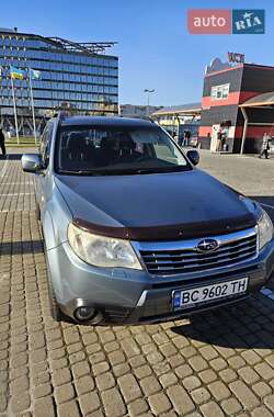 Позашляховик / Кросовер Subaru Forester 2009 в Львові