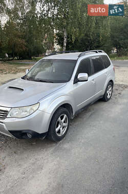 Внедорожник / Кроссовер Subaru Forester 2010 в Львове