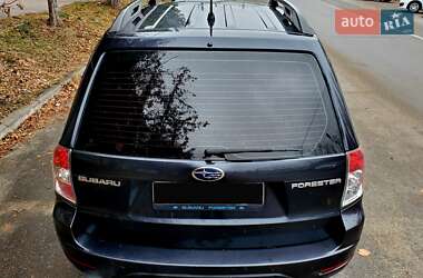 Внедорожник / Кроссовер Subaru Forester 2010 в Киеве