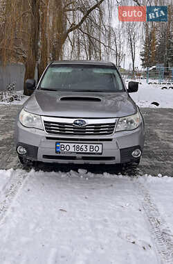 Внедорожник / Кроссовер Subaru Forester 2010 в Тернополе