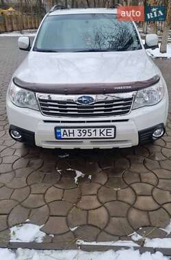 Внедорожник / Кроссовер Subaru Forester 2010 в Славянске