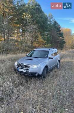 Позашляховик / Кросовер Subaru Forester 2008 в Києві