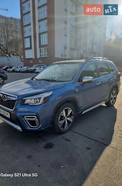 Позашляховик / Кросовер Subaru Forester 2018 в Дніпрі