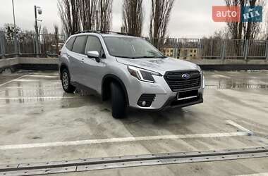 Позашляховик / Кросовер Subaru Forester 2021 в Києві