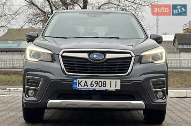 Внедорожник / Кроссовер Subaru Forester 2019 в Киеве