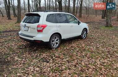Внедорожник / Кроссовер Subaru Forester 2014 в 