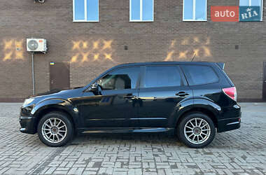 Внедорожник / Кроссовер Subaru Forester 2011 в 