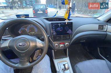 Внедорожник / Кроссовер Subaru Forester 2008 в 