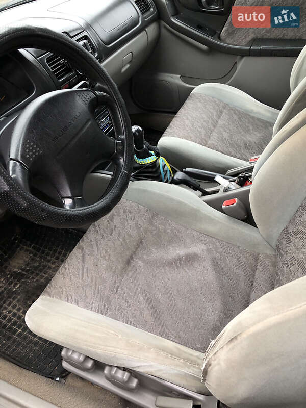 Внедорожник / Кроссовер Subaru Forester 1998 в Виннице