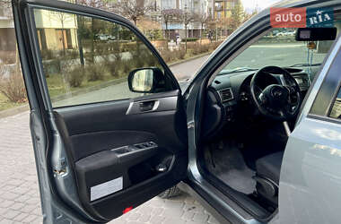 Внедорожник / Кроссовер Subaru Forester 2011 в Отынии