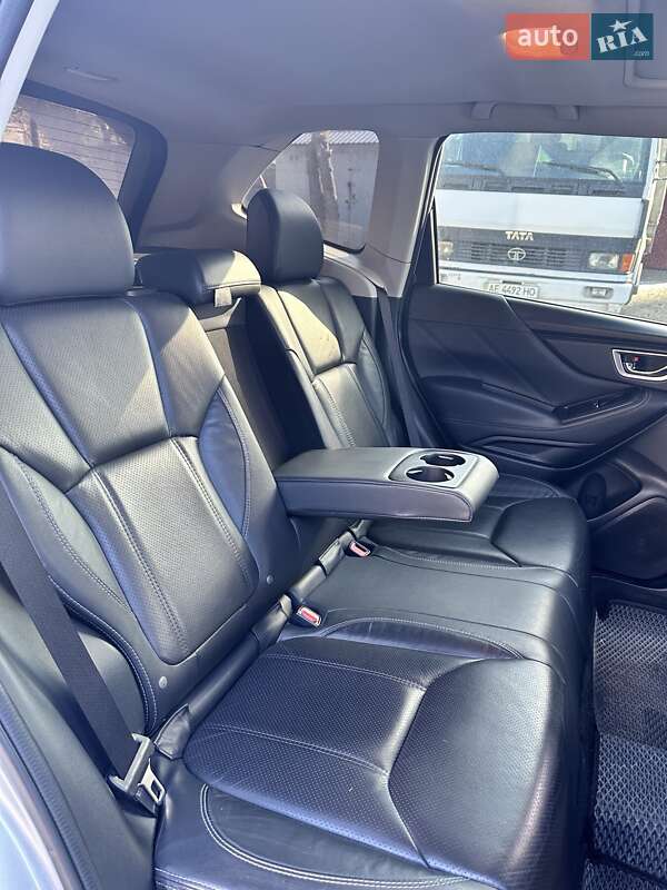 Внедорожник / Кроссовер Subaru Forester 2018 в Днепре