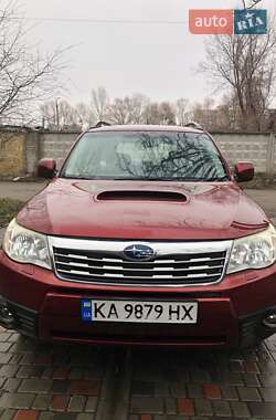 Позашляховик / Кросовер Subaru Forester 2010 в Києві