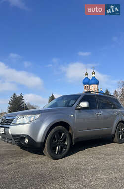 Позашляховик / Кросовер Subaru Forester 2010 в Первомайську