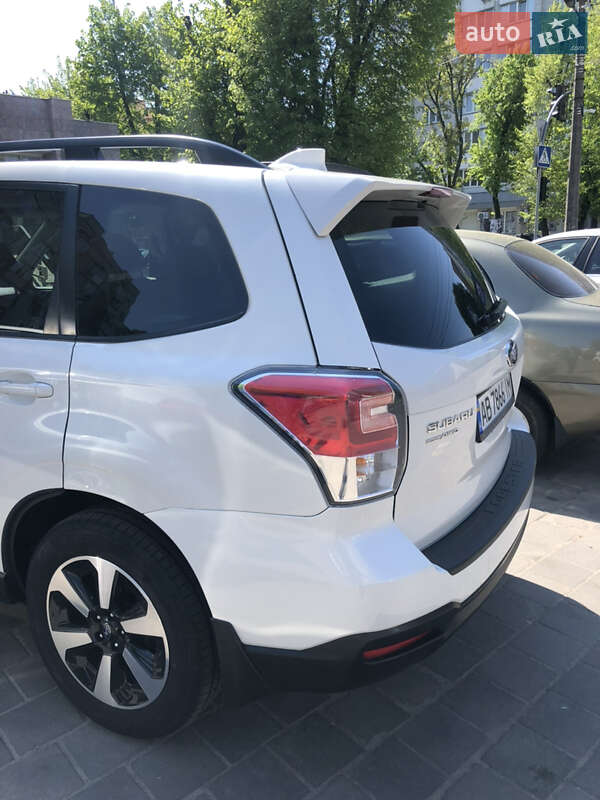 Позашляховик / Кросовер Subaru Forester 2018 в Чернігові