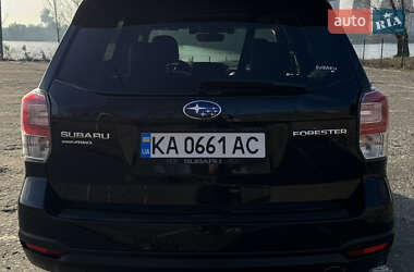 Внедорожник / Кроссовер Subaru Forester 2016 в Киеве