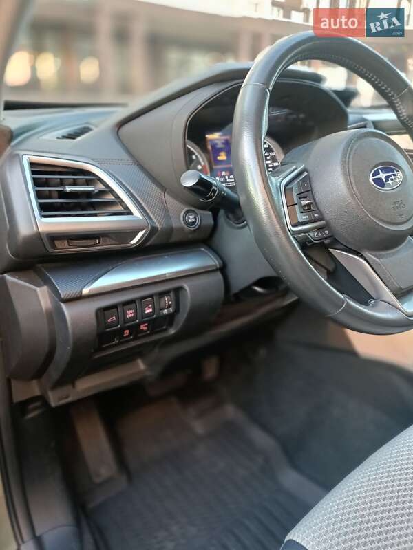 Внедорожник / Кроссовер Subaru Forester 2020 в Киеве