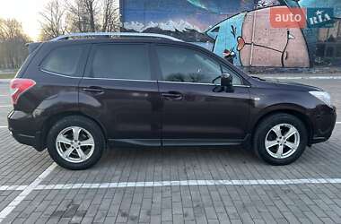 Внедорожник / Кроссовер Subaru Forester 2013 в 