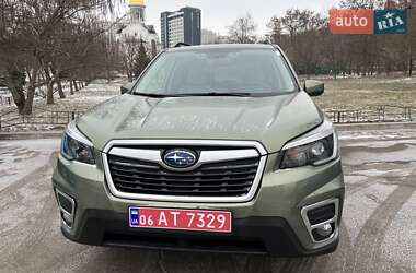 Позашляховик / Кросовер Subaru Forester 2021 в Києві