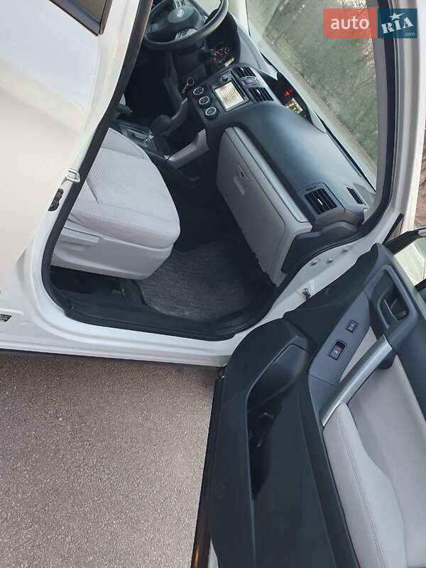 Внедорожник / Кроссовер Subaru Forester 2014 в Днепре
