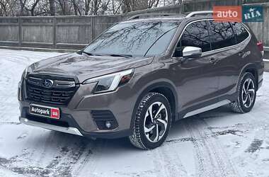 Внедорожник / Кроссовер Subaru Forester 2022 в Киеве