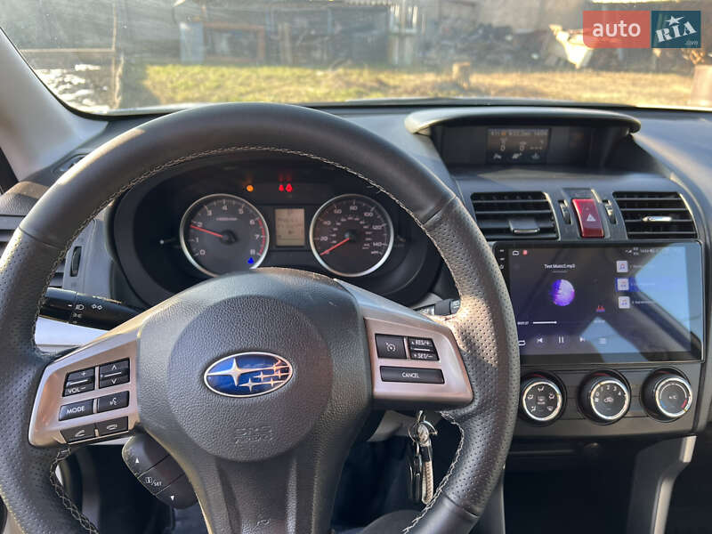 Внедорожник / Кроссовер Subaru Forester 2014 в Луцке