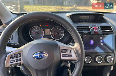 Внедорожник / Кроссовер Subaru Forester 2014 в 