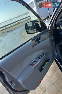 Внедорожник / Кроссовер Subaru Forester 2008 в 