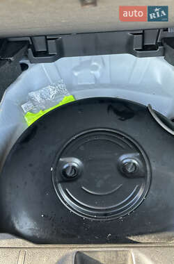 Позашляховик / Кросовер Subaru Forester 2017 в Ужгороді