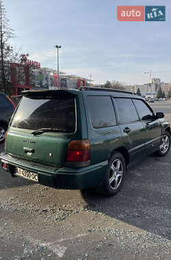 Позашляховик / Кросовер Subaru Forester 1998 в Києві