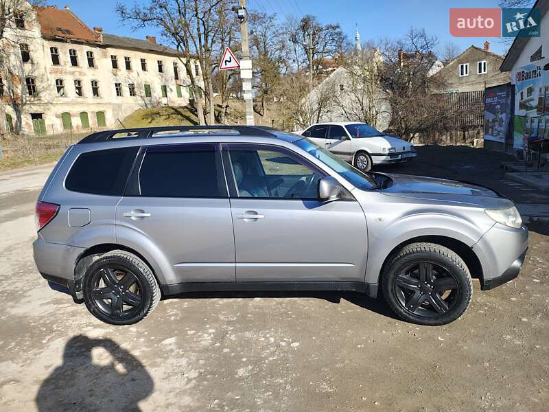 Позашляховик / Кросовер Subaru Forester 2008 в Львові