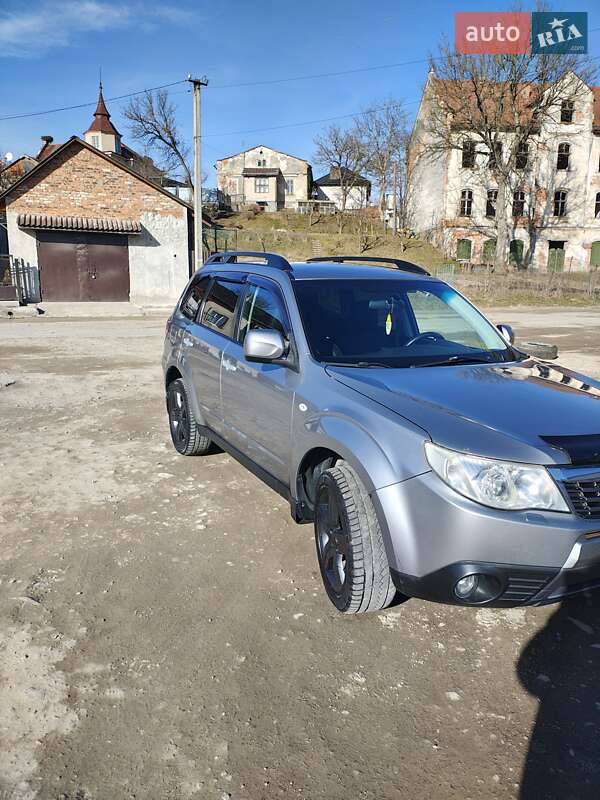 Позашляховик / Кросовер Subaru Forester 2008 в Львові