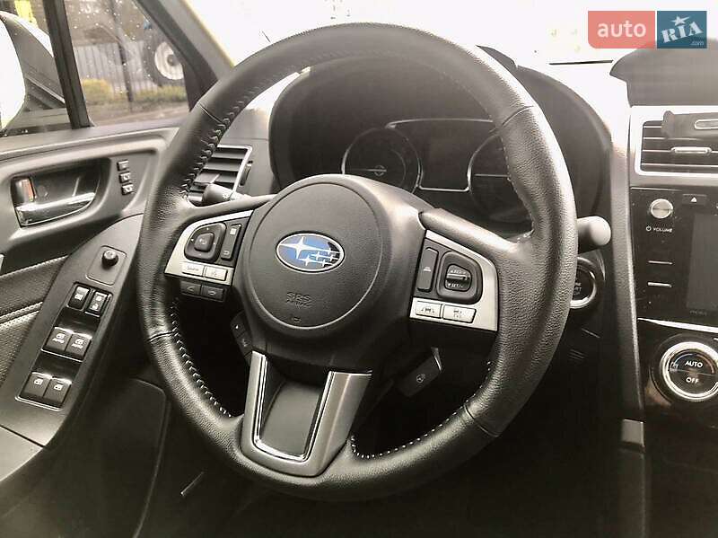 Внедорожник / Кроссовер Subaru Forester 2017 в Сумах