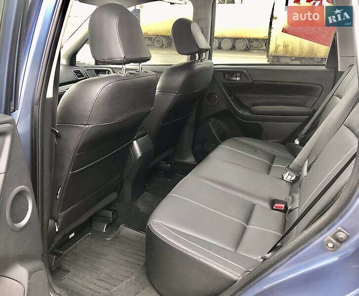 Внедорожник / Кроссовер Subaru Forester 2017 в Сумах