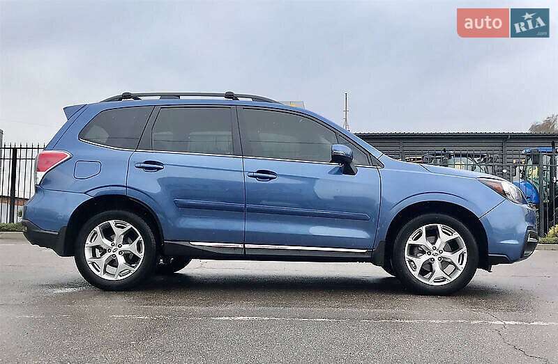 Внедорожник / Кроссовер Subaru Forester 2017 в Сумах