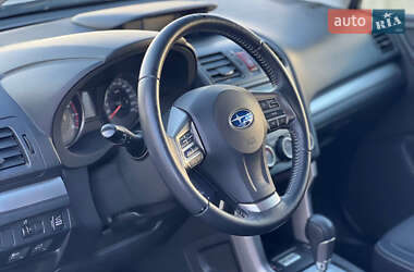 Внедорожник / Кроссовер Subaru Forester 2013 в 