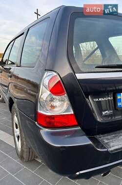 Внедорожник / Кроссовер Subaru Forester 2007 в Мостиске