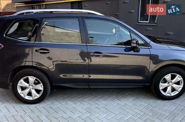 Внедорожник / Кроссовер Subaru Forester 2014 в 
