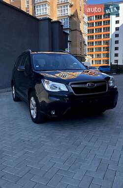 Внедорожник / Кроссовер Subaru Forester 2014 в 