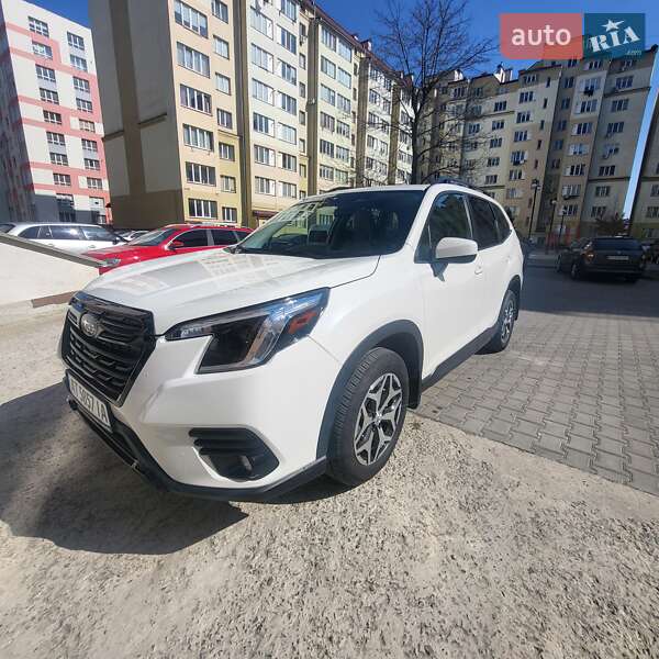 Внедорожник / Кроссовер Subaru Forester 2021 в Ивано-Франковске