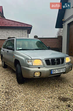 Внедорожник / Кроссовер Subaru Forester 2001 в Кременце