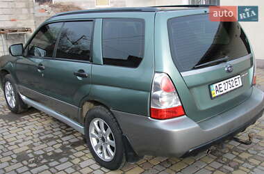 Внедорожник / Кроссовер Subaru Forester 2006 в 