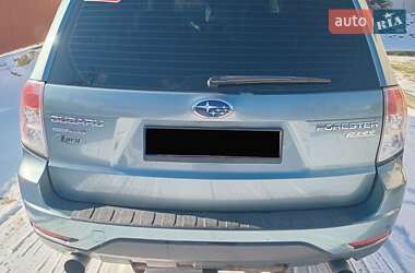 Внедорожник / Кроссовер Subaru Forester 2011 в 