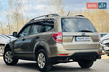 Внедорожник / Кроссовер Subaru Forester 2008 в 
