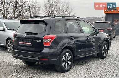 Внедорожник / Кроссовер Subaru Forester 2016 в 