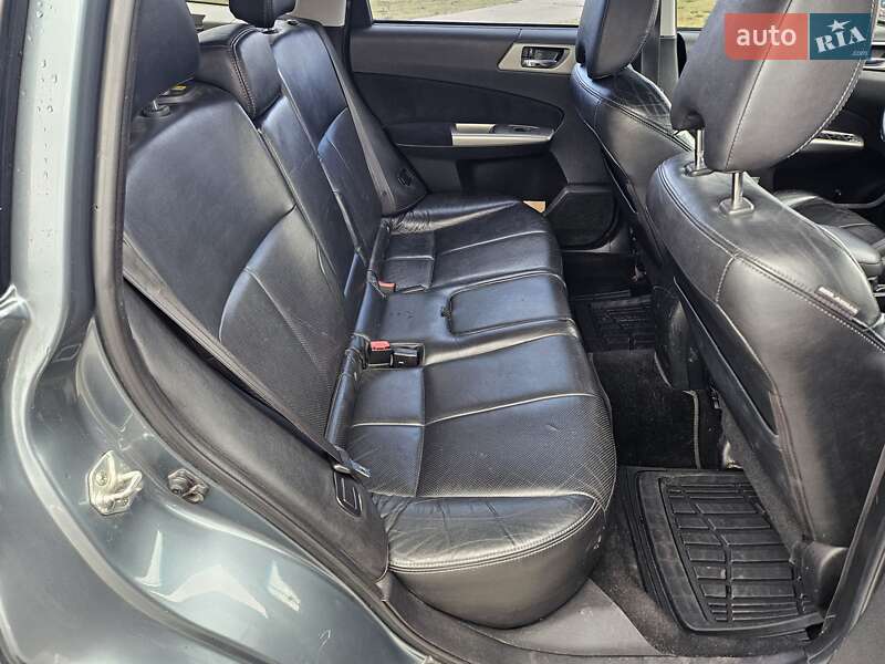 Позашляховик / Кросовер Subaru Forester 2008 в Києві