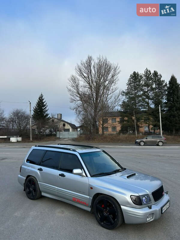 Позашляховик / Кросовер Subaru Forester 2001 в 